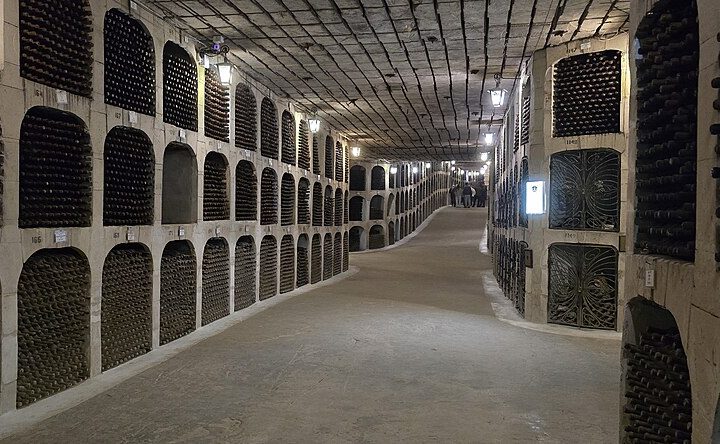 Mileștii Mici dan Rekor Guinness Koleksi Wine Terbesar di Dunia